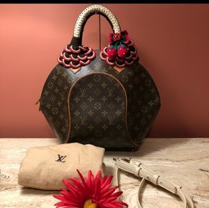 Rare Authentic Louis Vuitton Ellipse MM